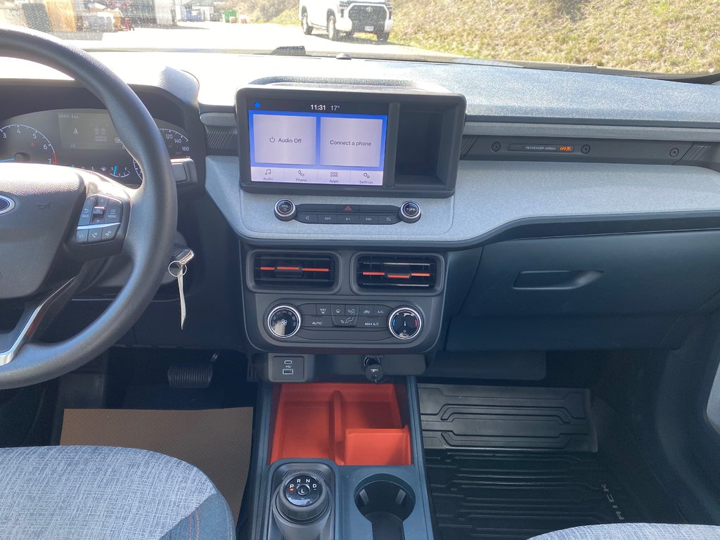 2023 Ford Maverick XLT AWD in Kamloops, British Columbia - 12 - w1024h768px