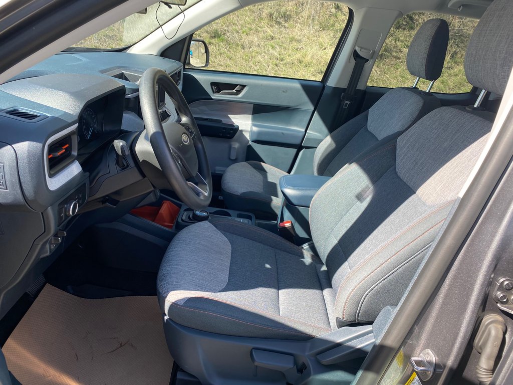 2023 Ford Maverick XLT AWD in Kamloops, British Columbia - 16 - w1024h768px