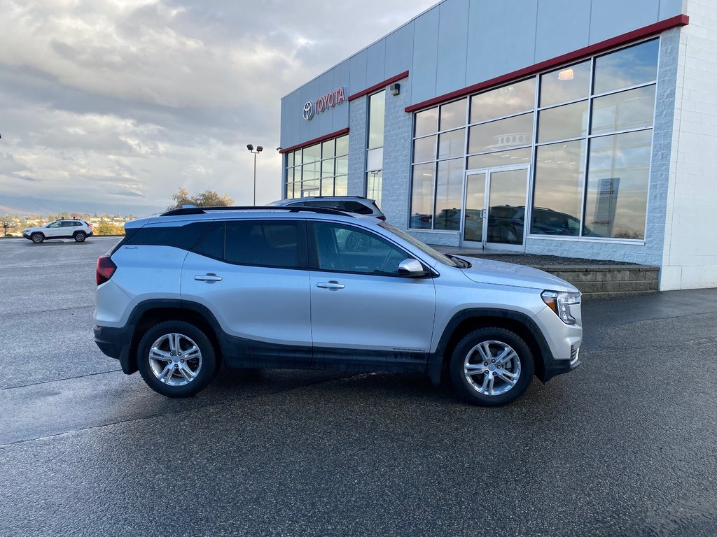 2022 GMC Terrain SLE in Kamloops, British Columbia - 16 - w1024h768px