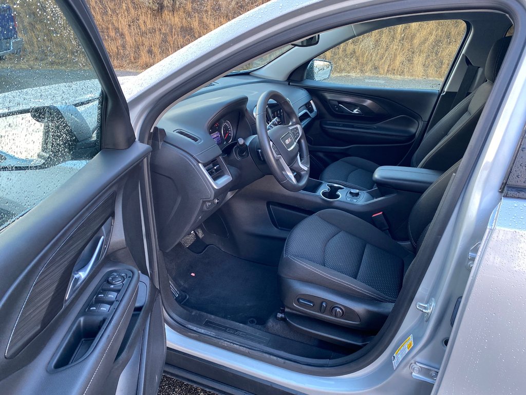 2022 GMC Terrain SLE in Kamloops, British Columbia - 12 - w1024h768px