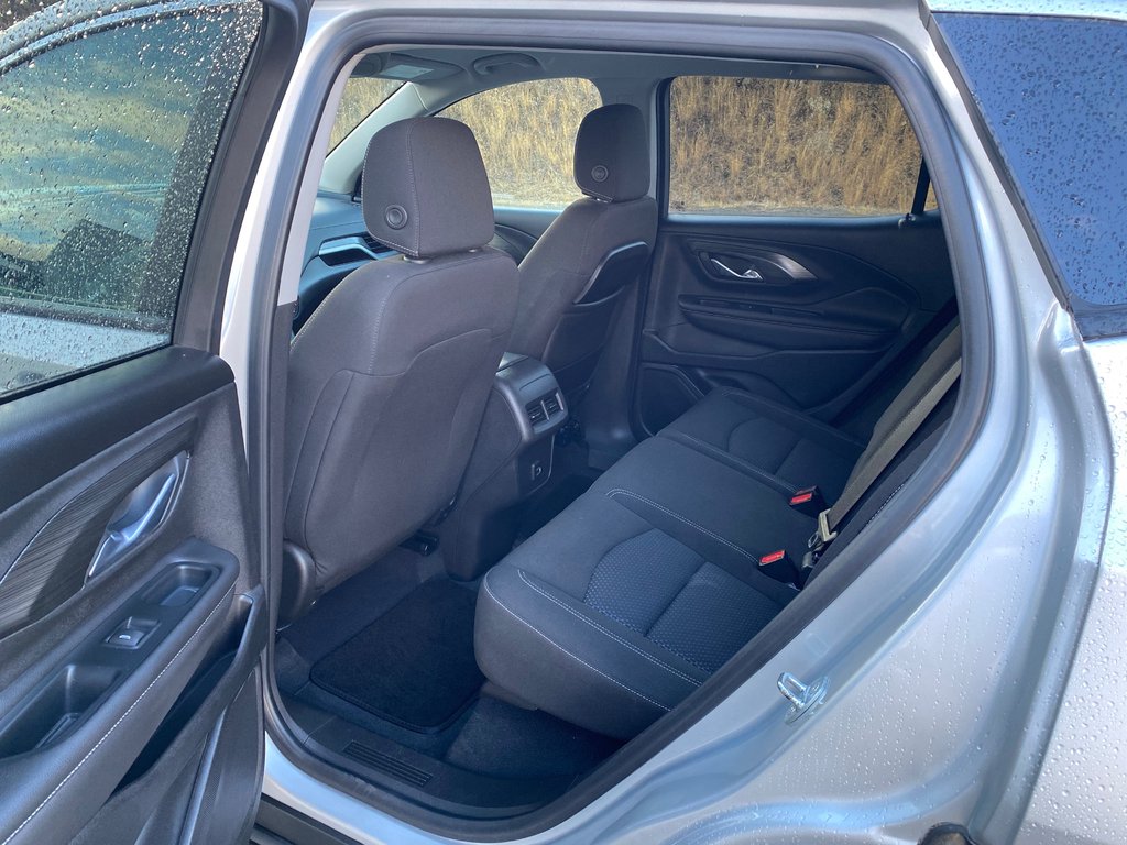 2022 GMC Terrain SLE in Kamloops, British Columbia - 10 - w1024h768px