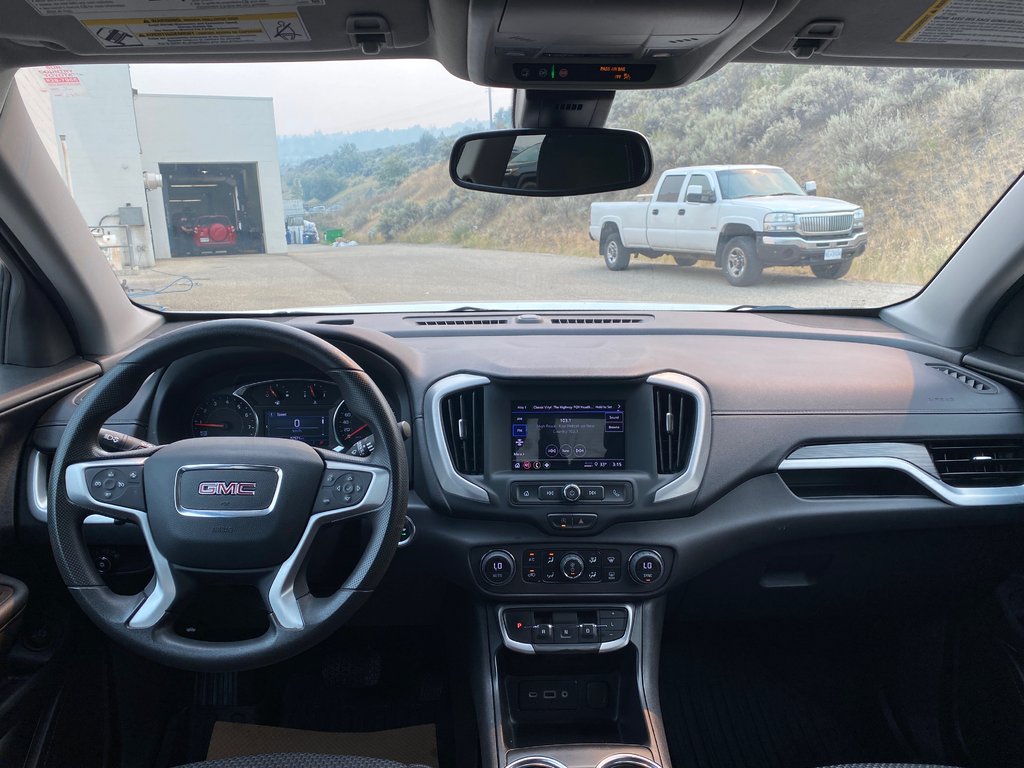 2024 GMC Terrain SLE in Kamloops, British Columbia - 11 - w1024h768px