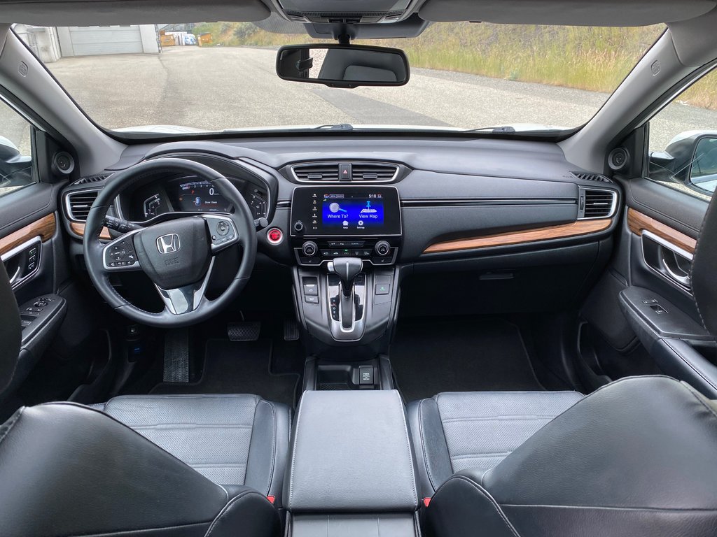 2017 Honda CR-V Touring in Kamloops, British Columbia - 12 - w1024h768px