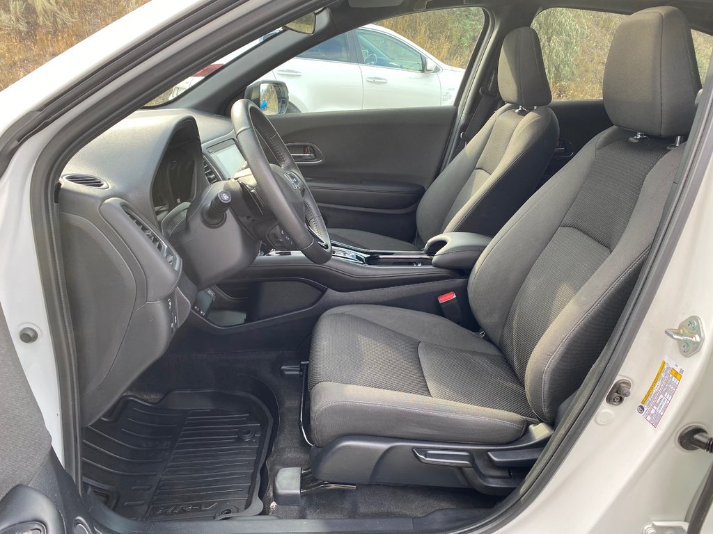 2022 Honda HR-V Sport in Kamloops, British Columbia - 12 - w1024h768px