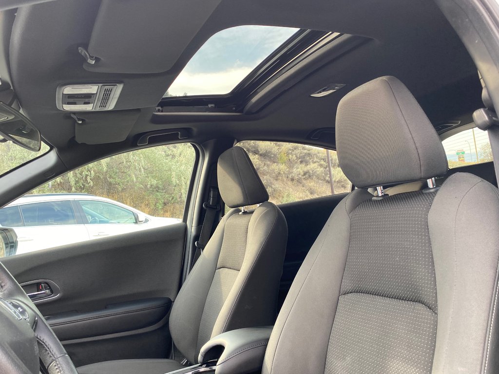 2022 Honda HR-V Sport in Kamloops, British Columbia - 13 - w1024h768px
