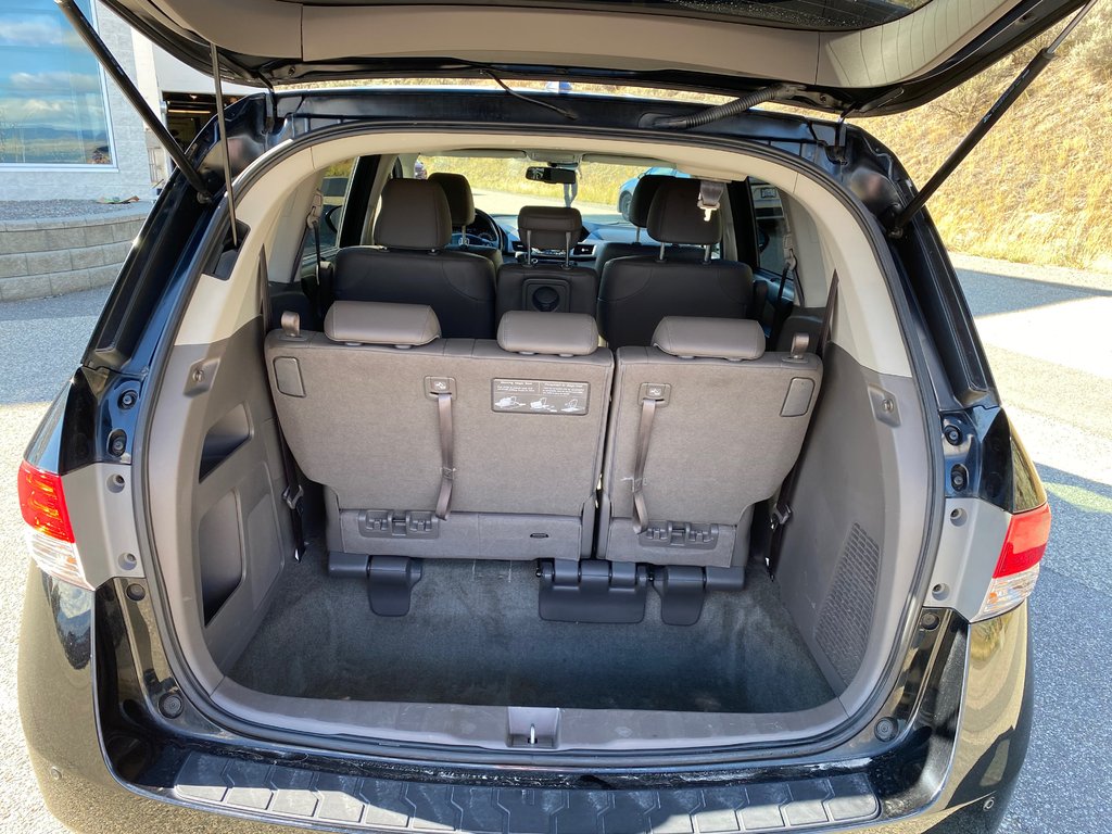 2016 Honda Odyssey EX-L in Kamloops, British Columbia - 10 - w1024h768px