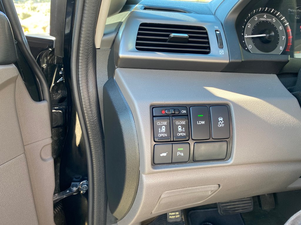 2016 Honda Odyssey EX-L in Kamloops, British Columbia - 18 - w1024h768px