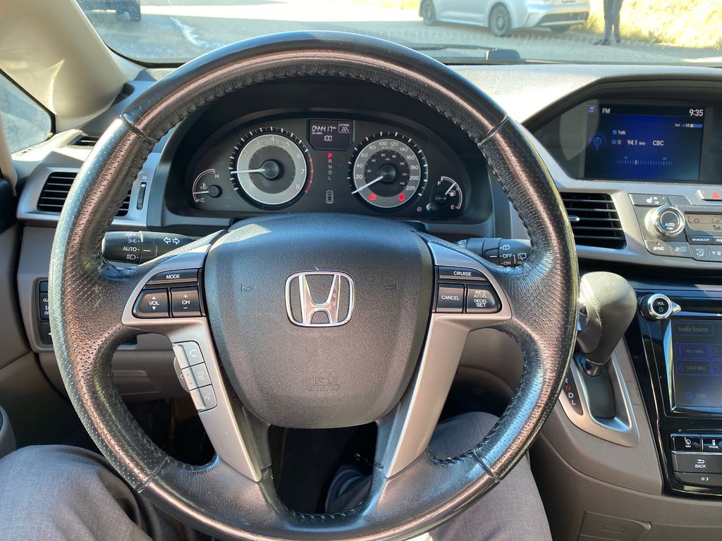 2016 Honda Odyssey EX-L in Kamloops, British Columbia - 15 - w1024h768px