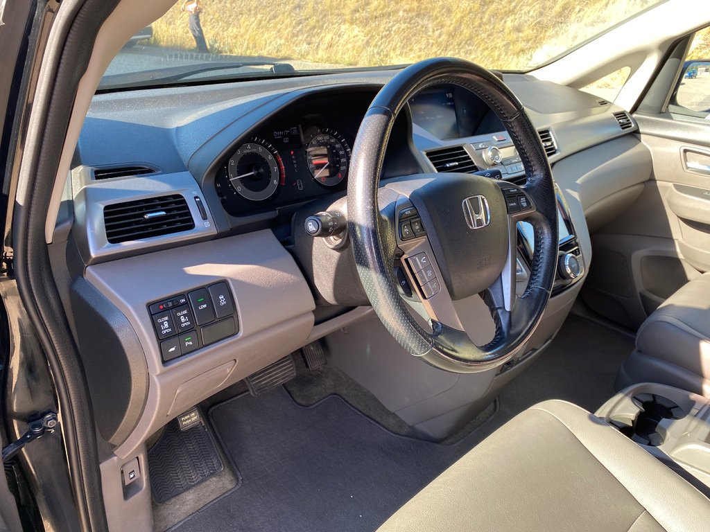 2016 Honda Odyssey EX-L in Kamloops, British Columbia - 14 - w1024h768px