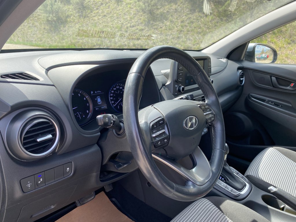 2020 Hyundai Kona Preferred AWD in Kamloops, British Columbia - 13 - w1024h768px