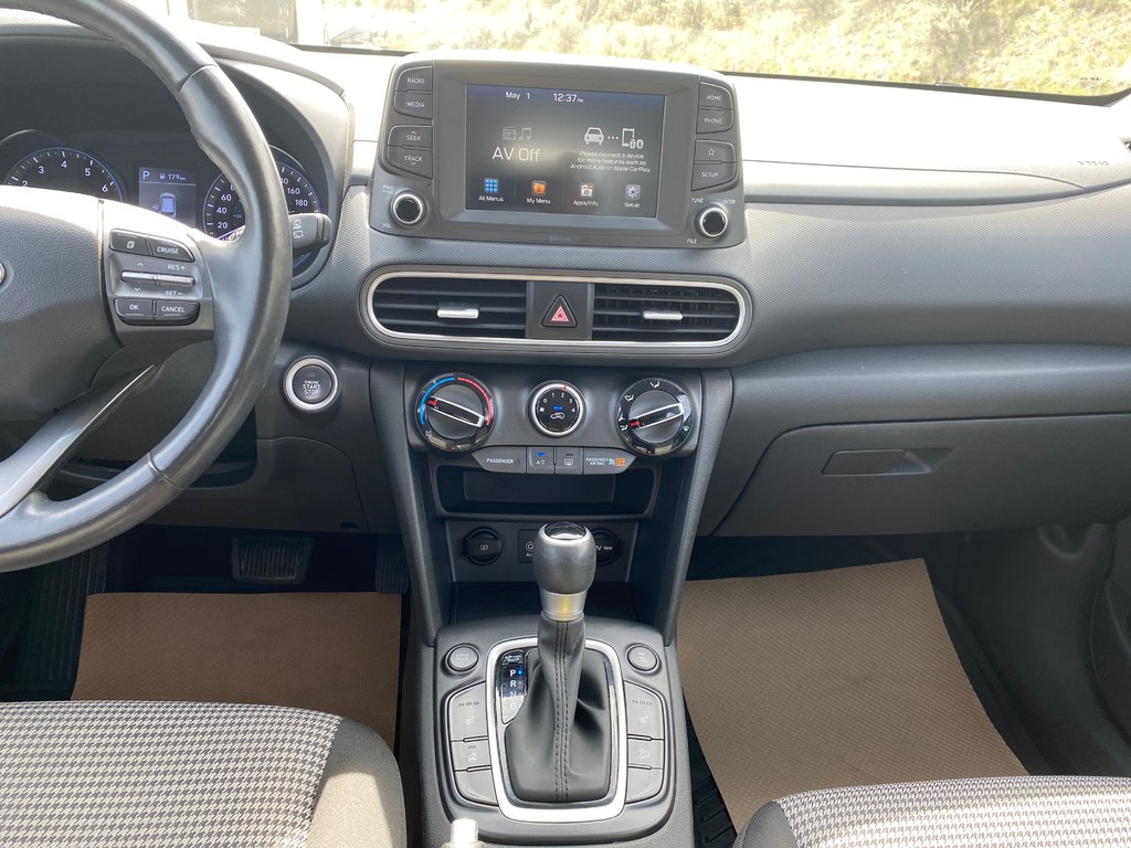 2020 Hyundai Kona Preferred AWD in Kamloops, British Columbia - 12 - w1024h768px