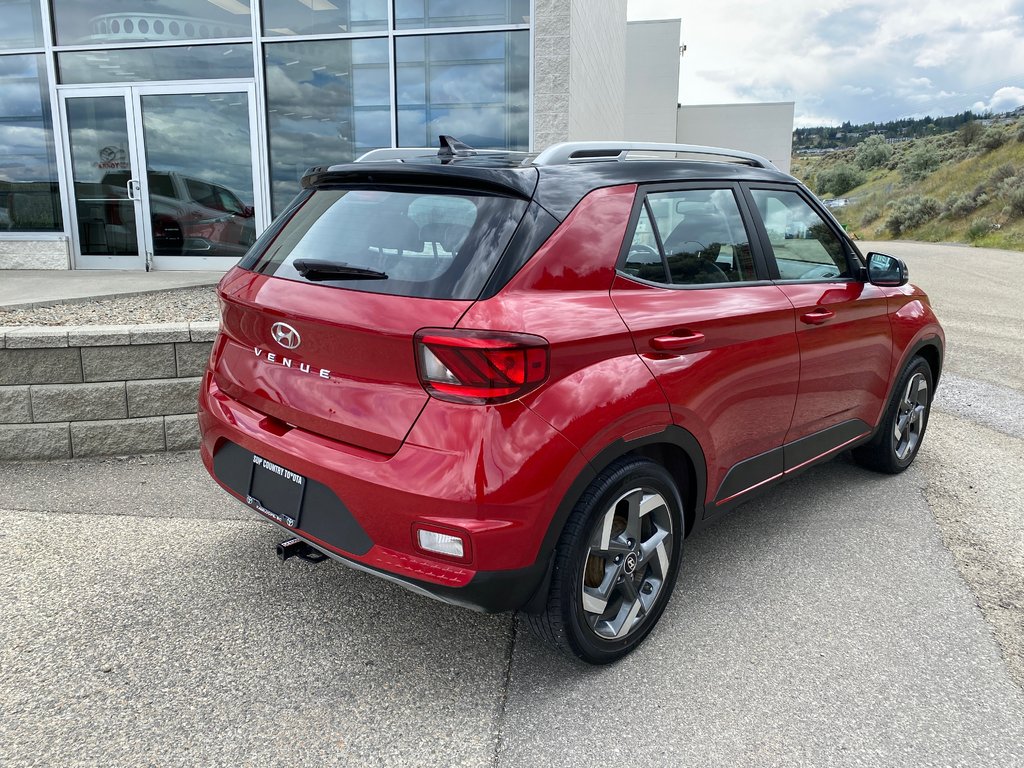 2022 Hyundai Venue Urban in Kamloops, British Columbia - 3 - w1024h768px