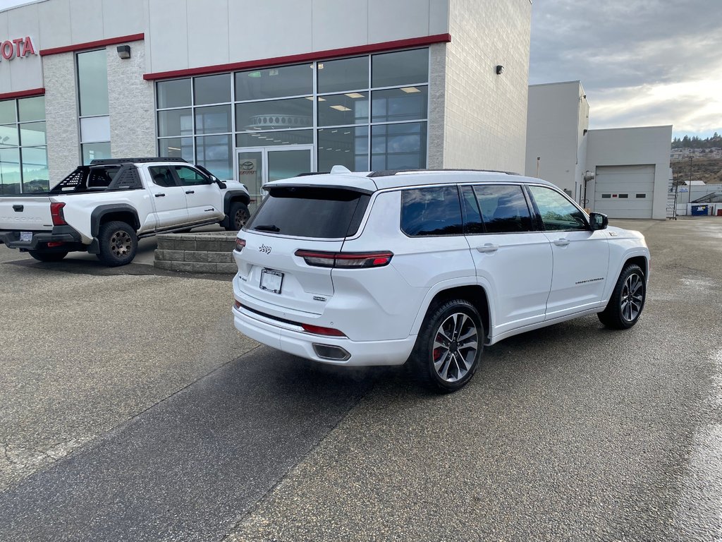 2022 Jeep Grand Cherokee L Overland in Kamloops, British Columbia - 3 - w1024h768px