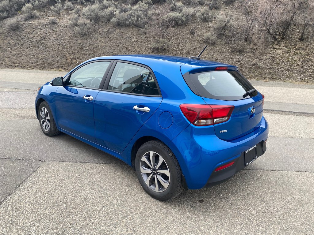 2021 Kia Rio 5-door EX Premium Hatchback in Kamloops, British Columbia - 4 - w1024h768px