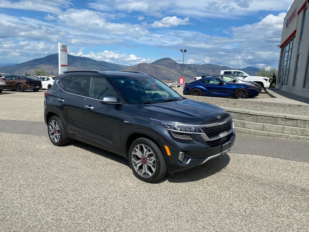 2021 Kia Seltos SX Turbo in Kamloops, British Columbia - 1 - w1024h768px