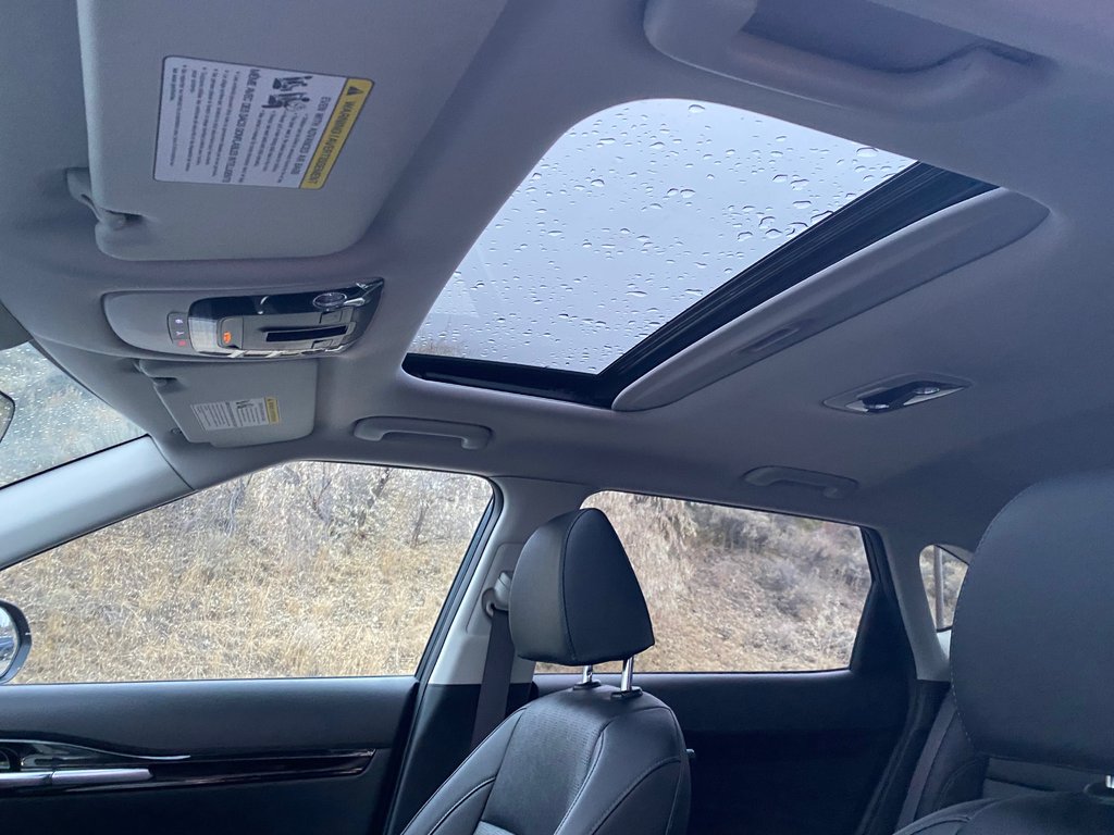 2021 Kia Seltos SX Turbo in Kamloops, British Columbia - 12 - w1024h768px