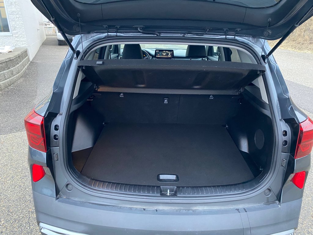 2021 Kia Seltos SX Turbo in Kamloops, British Columbia - 10 - w1024h768px