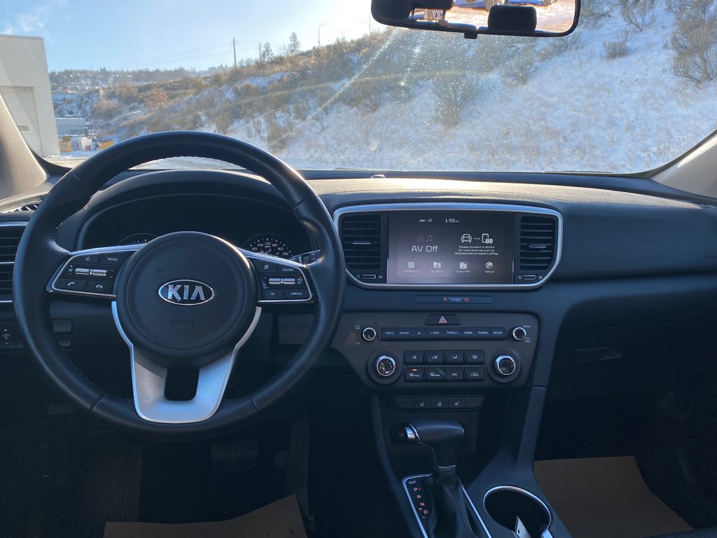 2022 Kia Sportage EX S AWD in Kamloops, British Columbia - 6 - w1024h768px