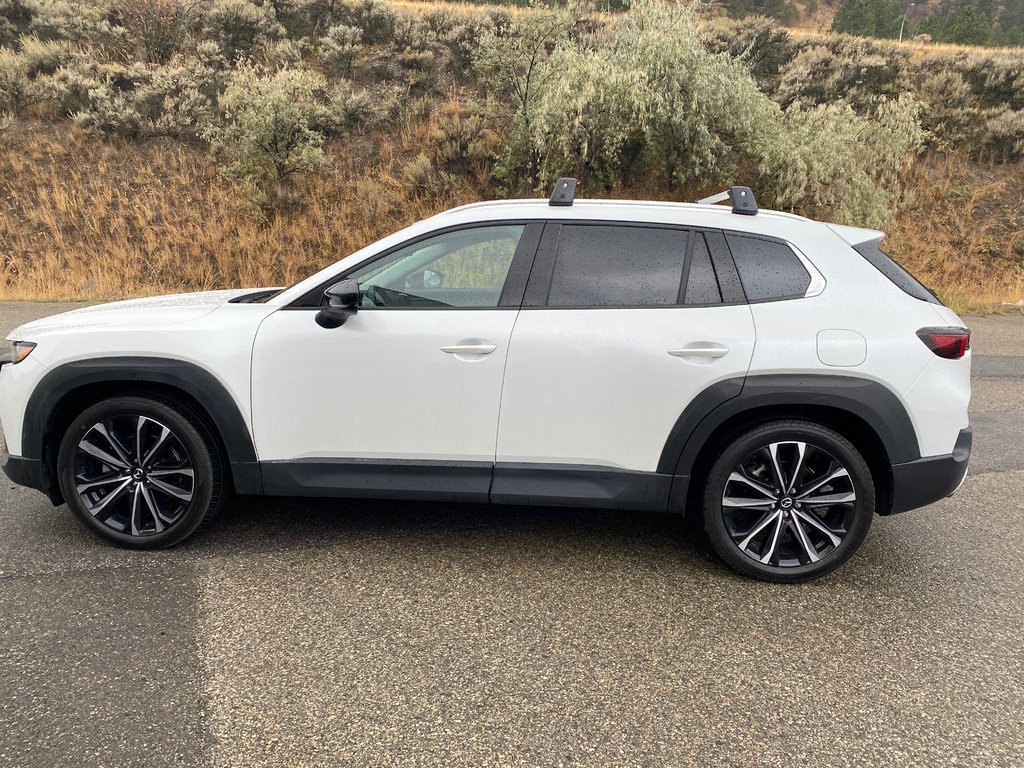 2023 Mazda CX-50 in Kamloops, British Columbia - 8 - w1024h768px