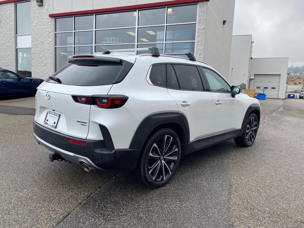 2023 Mazda CX-50 in Kamloops, British Columbia - 4 - w1024h768px