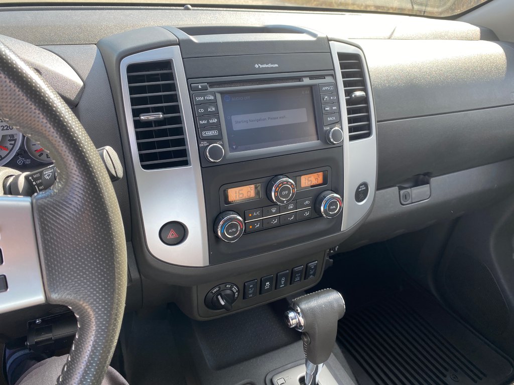 2019 Nissan Frontier PRO-4X in Kamloops, British Columbia - 17 - w1024h768px
