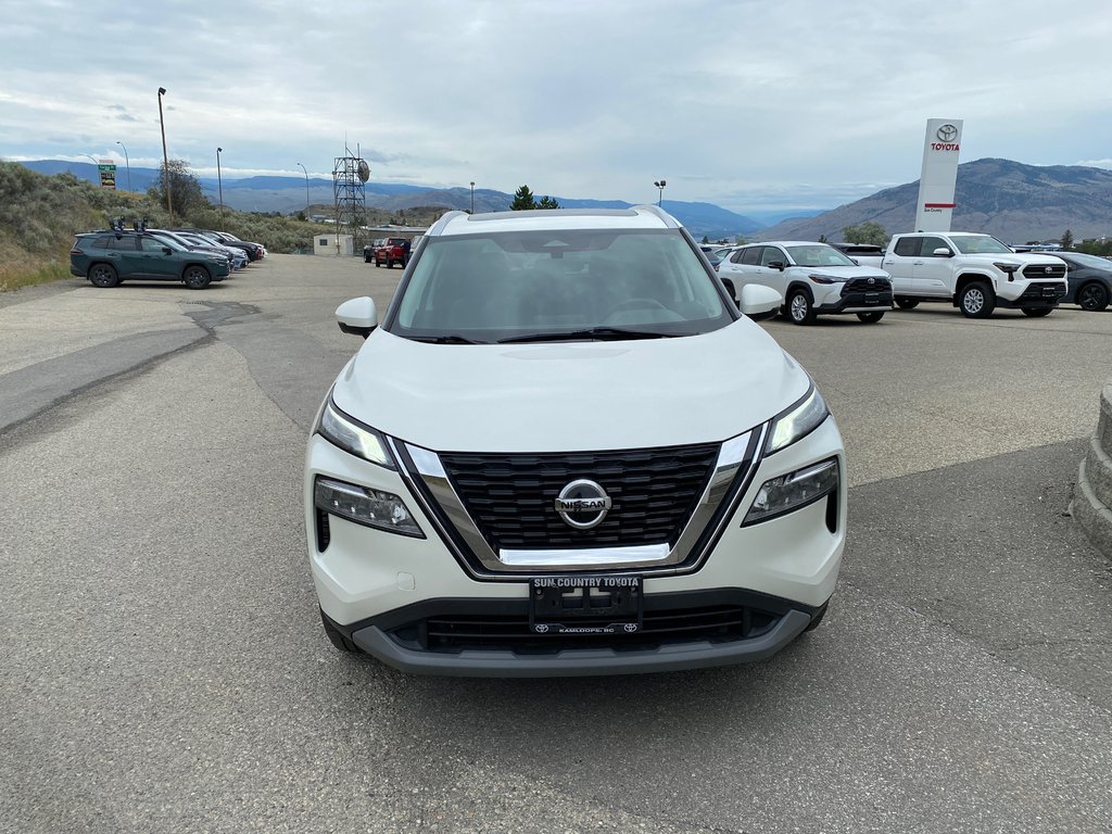 2021 Nissan Rogue SV AWD in Kamloops, British Columbia - 8 - w1024h768px