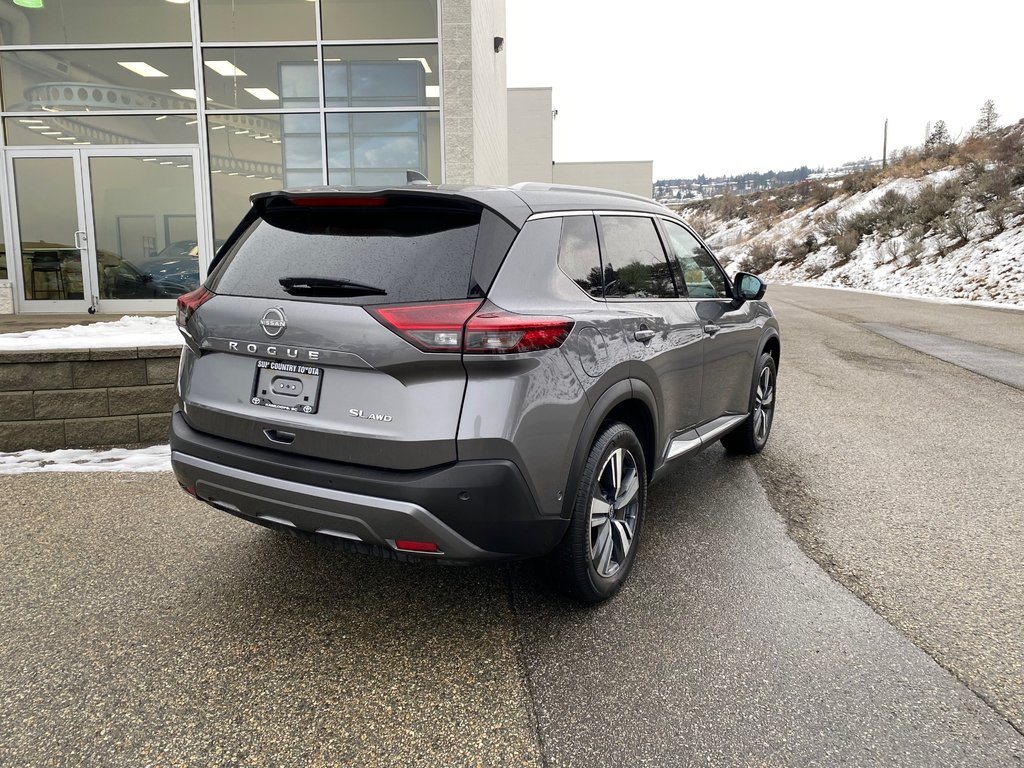 2023 Nissan Rogue SL in Kamloops, British Columbia - 2 - w1024h768px