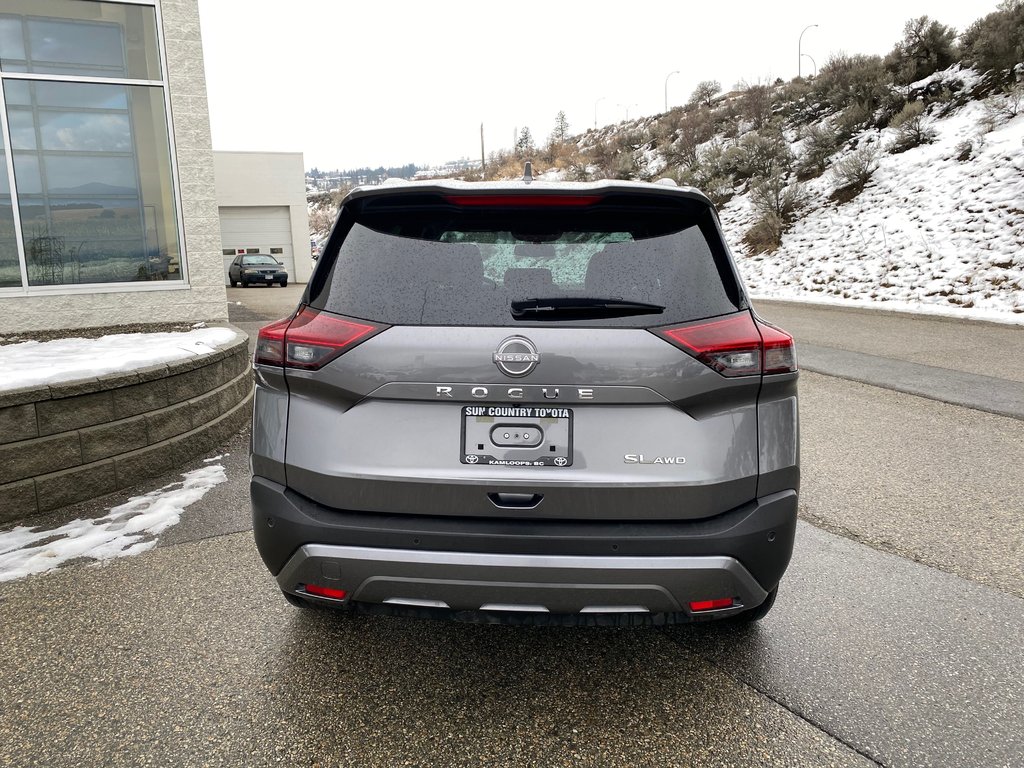 2023 Nissan Rogue SL in Kamloops, British Columbia - 4 - w1024h768px