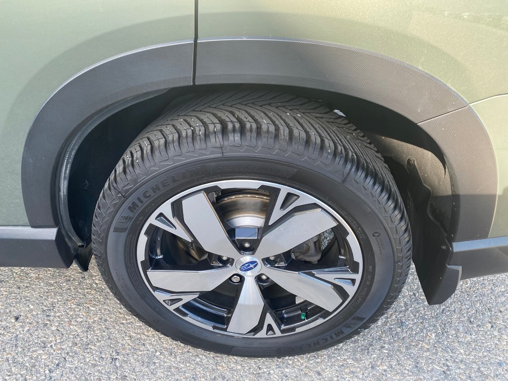 2019 Subaru Forester Touring in Kamloops, British Columbia - 9 - w1024h768px
