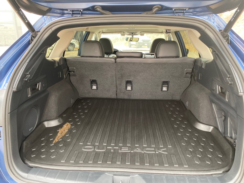 2022 Subaru Outback Limited in Kamloops, British Columbia - 9 - w1024h768px