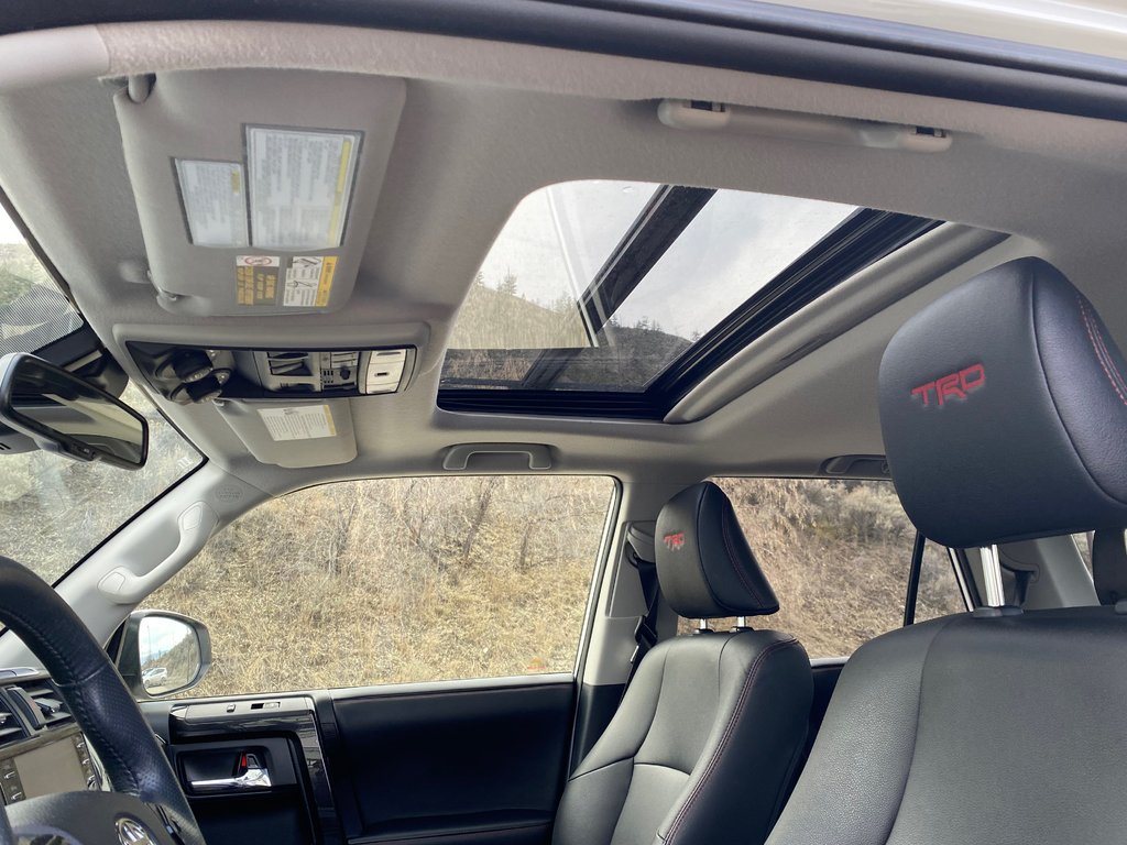 2020 Toyota 4Runner Pro in Kamloops, British Columbia - 12 - w1024h768px