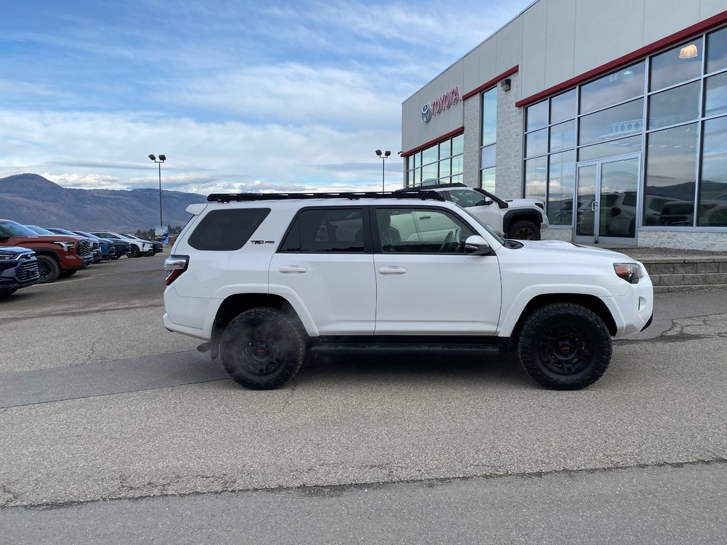 2020 Toyota 4Runner Pro in Kamloops, British Columbia - 2 - w1024h768px