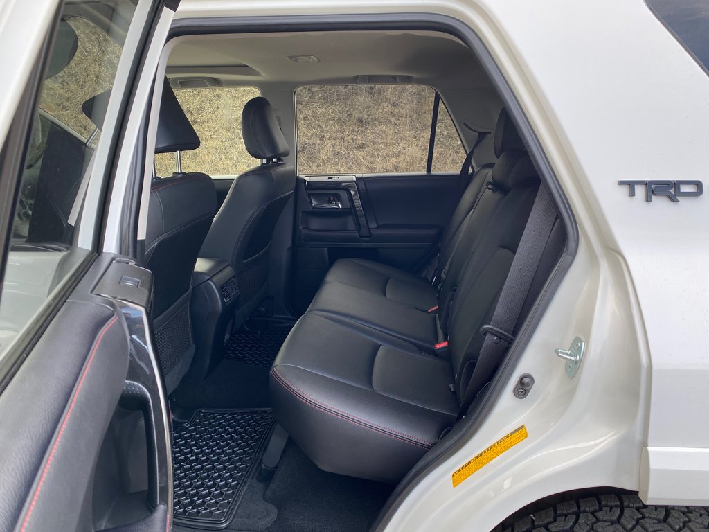 2020 Toyota 4Runner Pro in Kamloops, British Columbia - 9 - w1024h768px
