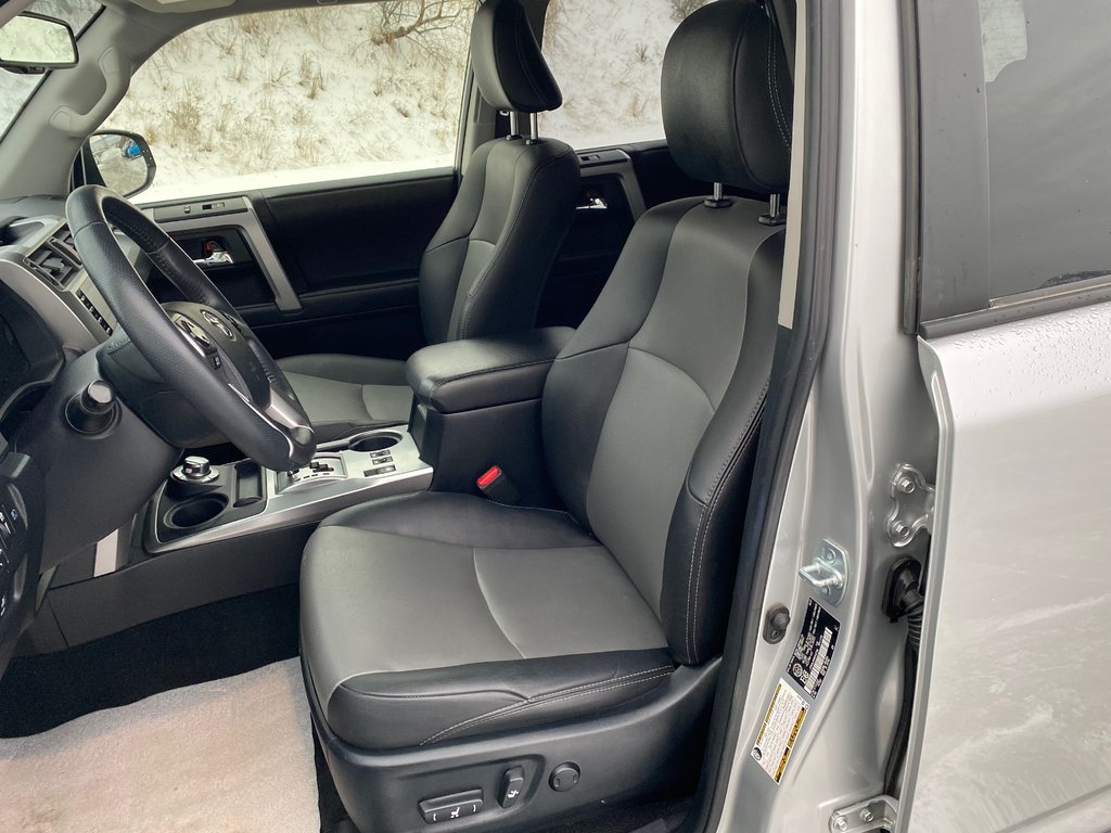2021 Toyota 4Runner SR5 in Kamloops, British Columbia - 12 - w1024h768px