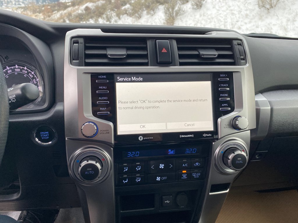 2021 Toyota 4Runner SR5 in Kamloops, British Columbia - 15 - w1024h768px