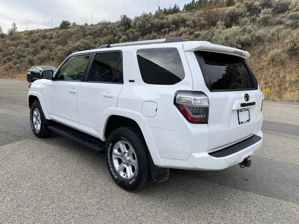 2022 Toyota 4Runner SR5 in Kamloops, British Columbia - 7 - w1024h768px