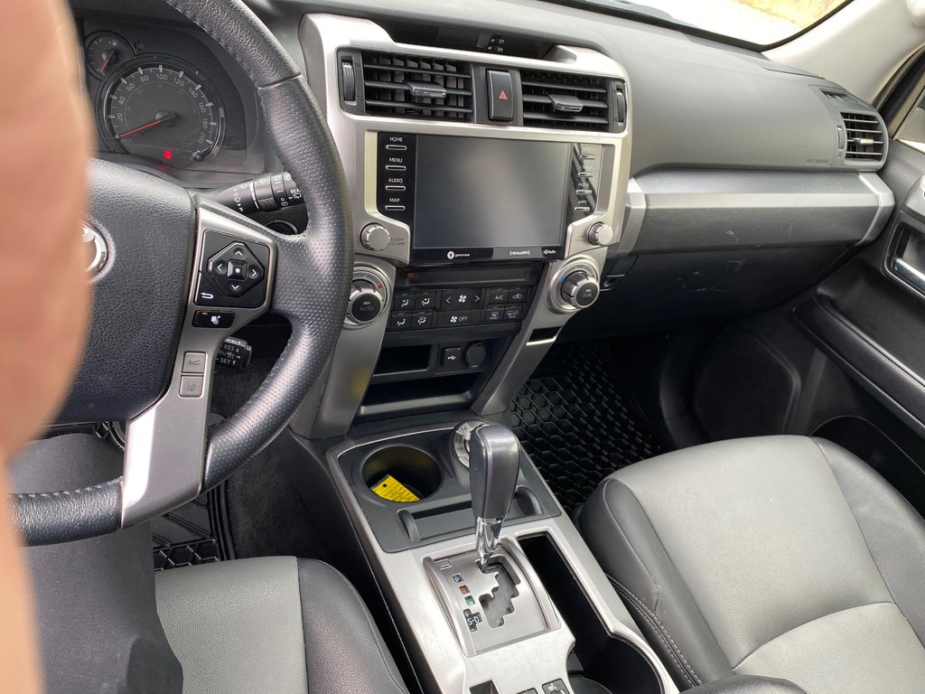 2022 Toyota 4Runner SR5 in Kamloops, British Columbia - 14 - w1024h768px