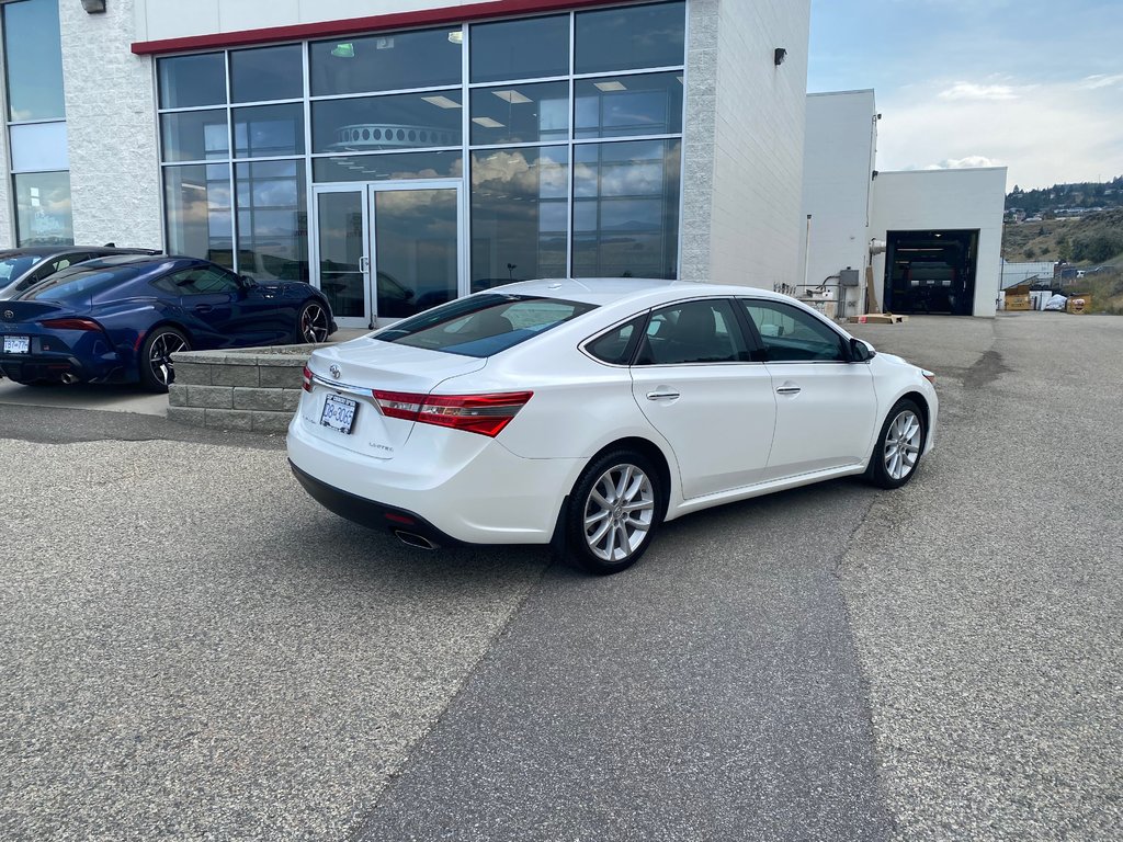 2015 Toyota Avalon in Kamloops, British Columbia - 3 - w1024h768px