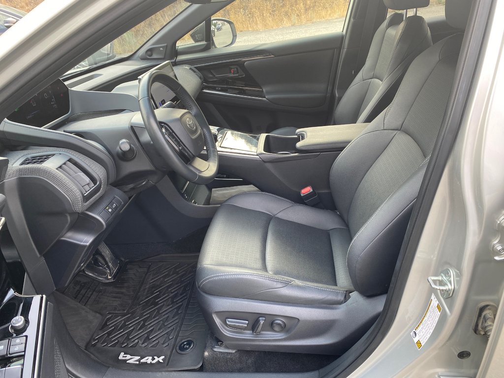 2023 Toyota bZ4X XLE Tech Package in Kamloops, British Columbia - 7 - w1024h768px