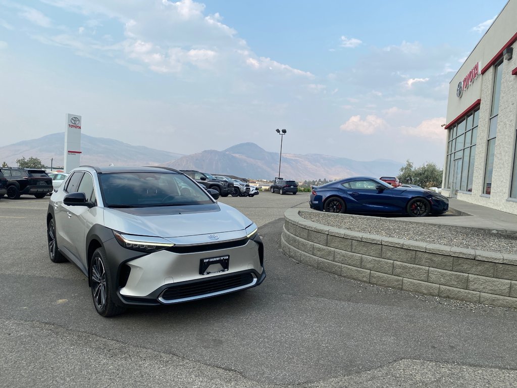 2023 Toyota bZ4X XLE Tech Package in Kamloops, British Columbia - 2 - w1024h768px