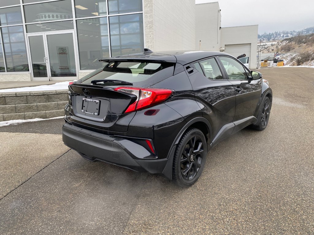 2021 Toyota C-HR XLE in Kamloops, British Columbia - 3 - w1024h768px