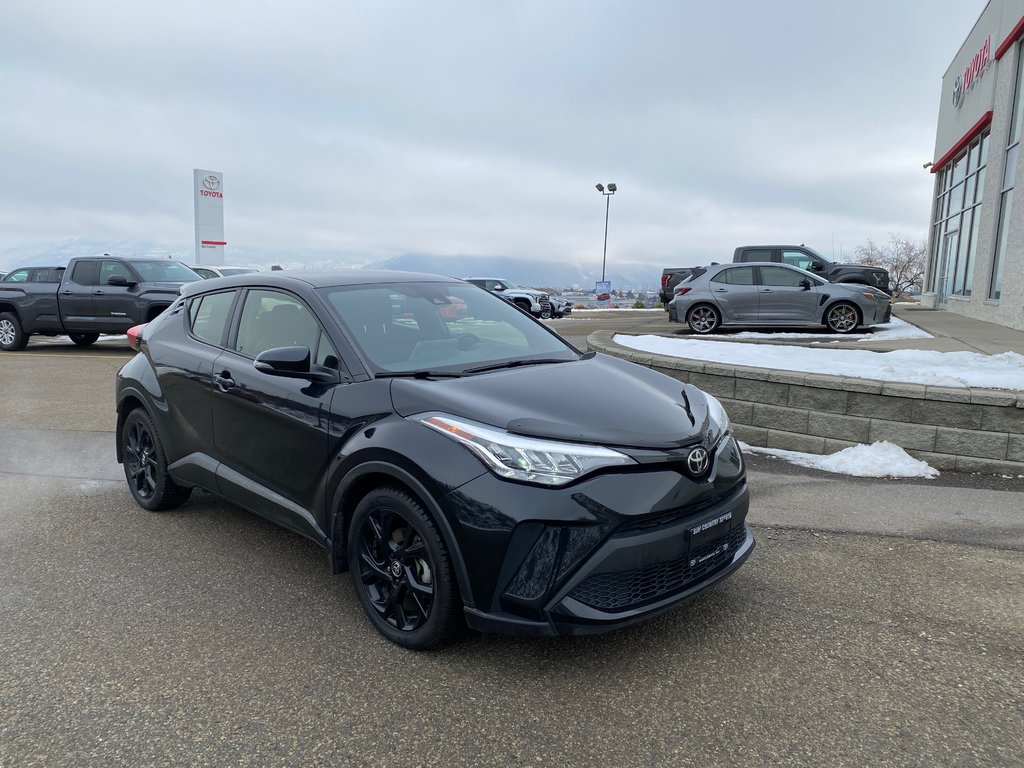 2021 Toyota C-HR XLE in Kamloops, British Columbia - 1 - w1024h768px