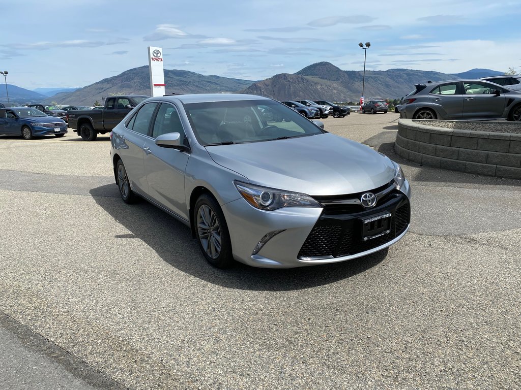 2015 Toyota Camry Se in Kamloops, British Columbia - 1 - w1024h768px