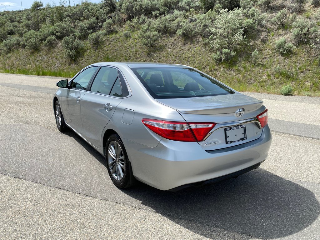 2015 Toyota Camry Se in Kamloops, British Columbia - 5 - w1024h768px