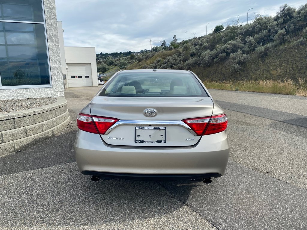 2017 Toyota Camry XLE in Kamloops, British Columbia - 4 - w1024h768px