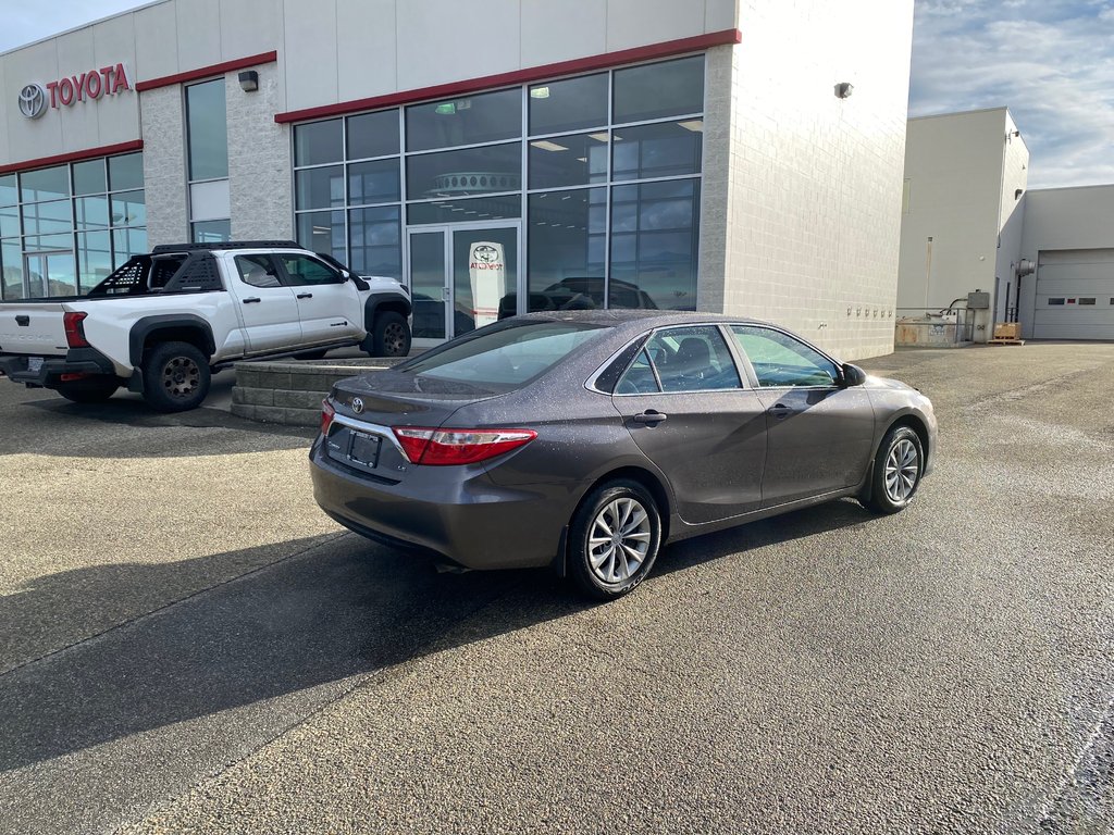 2017 Toyota Camry LE in Kamloops, British Columbia - 3 - w1024h768px