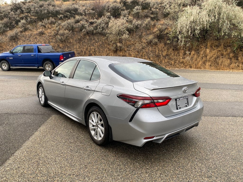 2024 Toyota Camry SE in Kamloops, British Columbia - 4 - w1024h768px