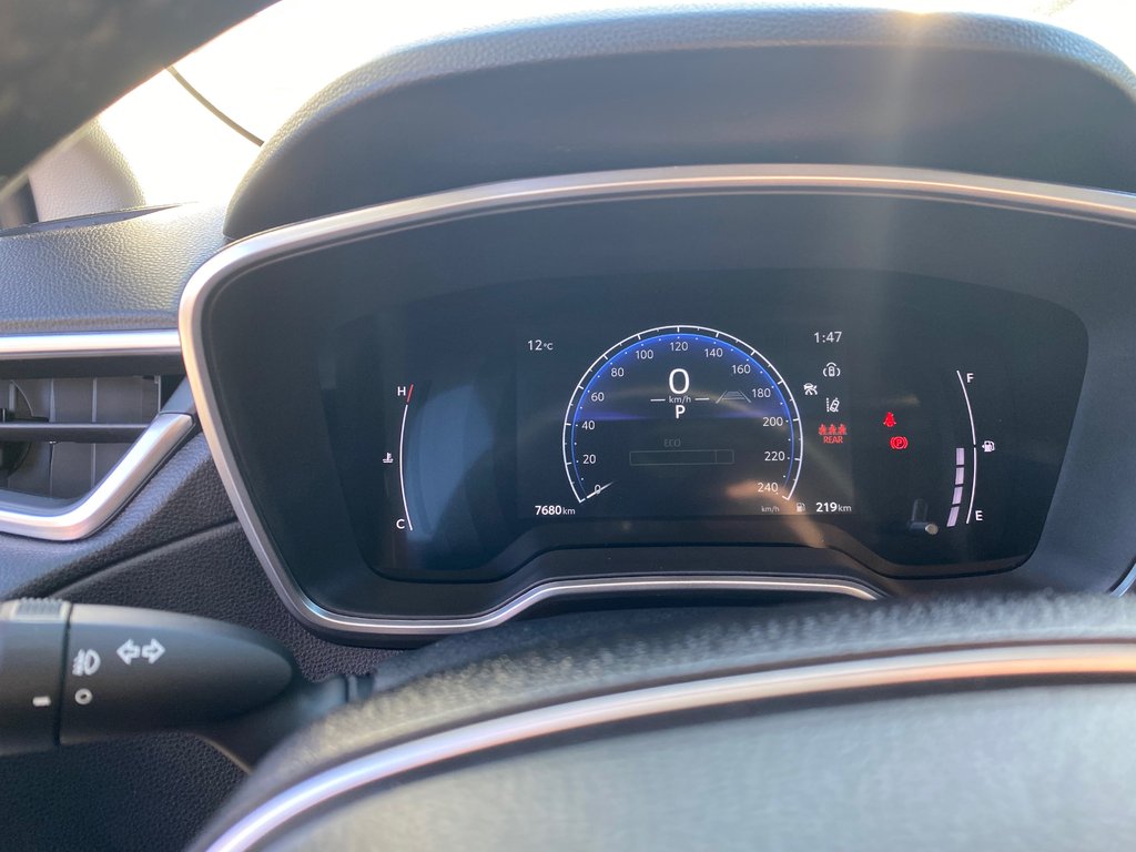 2024 Toyota Corolla Cross XLE in Kamloops, British Columbia - 17 - w1024h768px