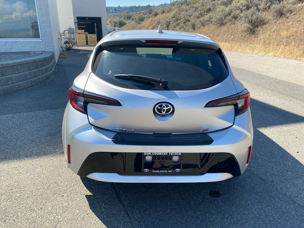 2025 Toyota Corolla Hatchback SE in Kamloops, British Columbia - 5 - w1024h768px