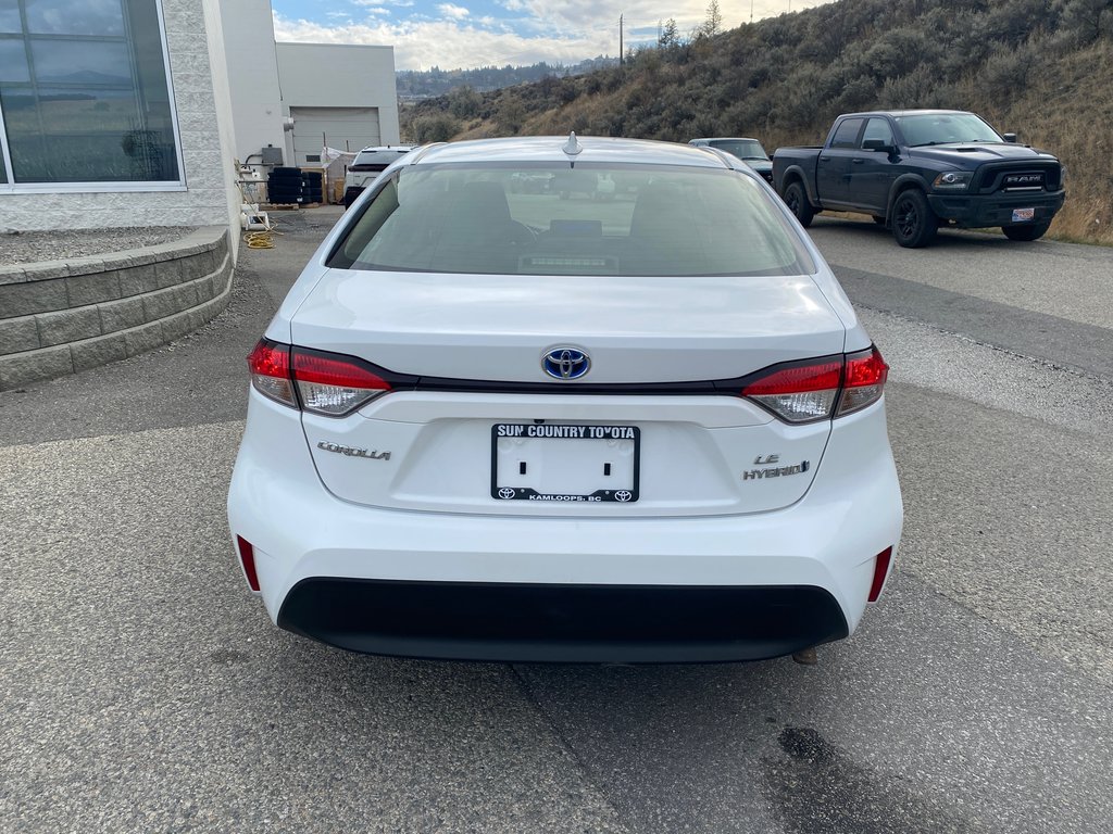 2024 Toyota Corolla Hybrid LE AWD in Kamloops, British Columbia - 4 - w1024h768px